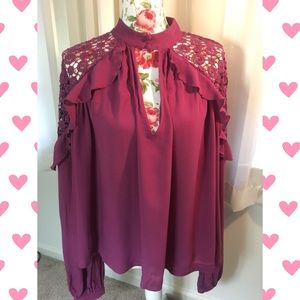 ❤️ Free People lace top❤️